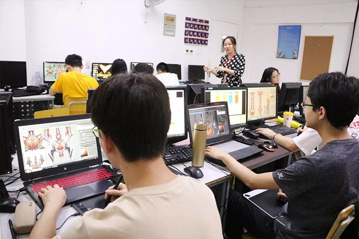 青岛c4d培训班哪家好?要学多久